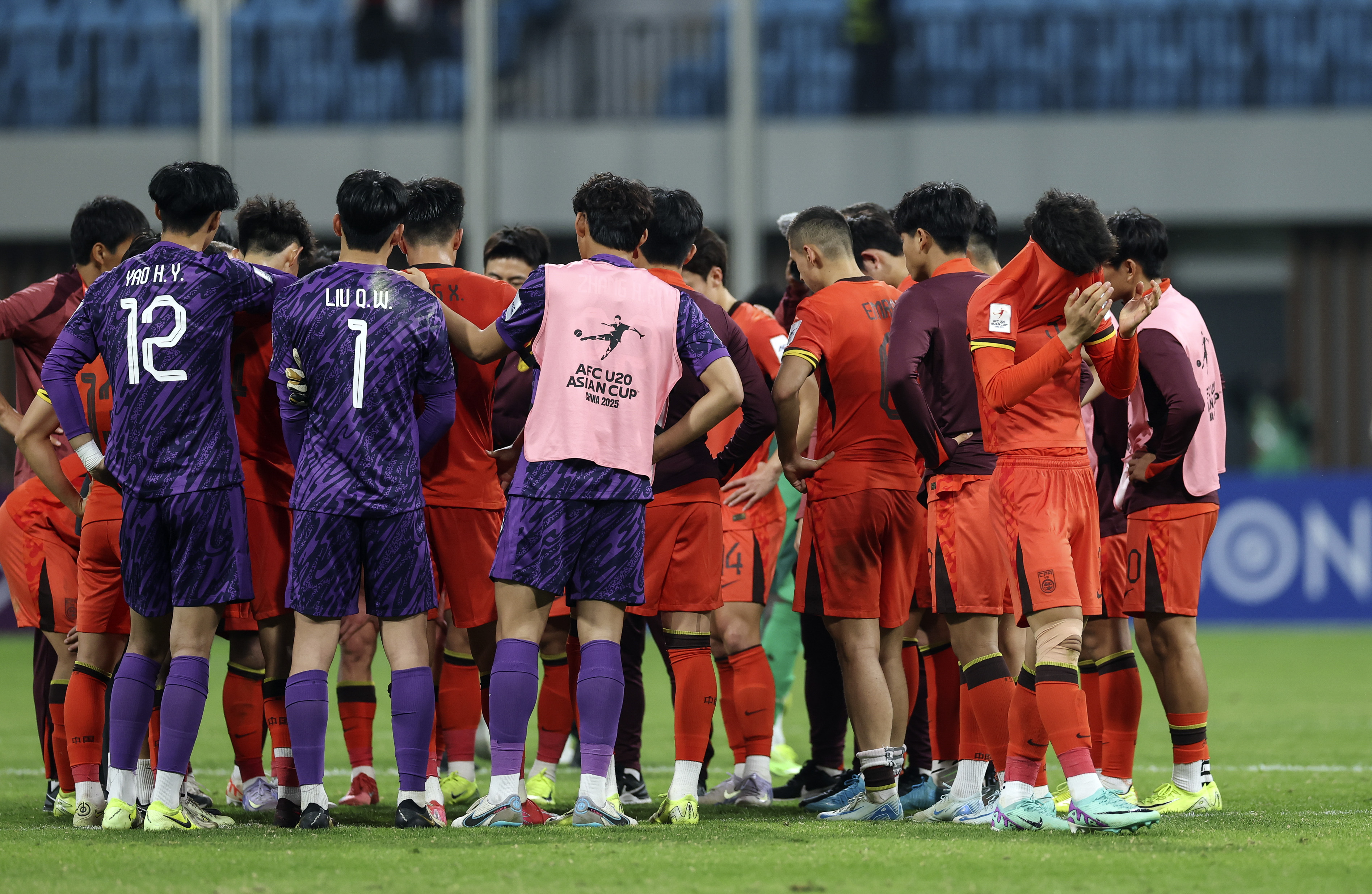 一场2-1绝杀，让中国队争冠起死回生，还送亚洲冠军2连败的简单介绍