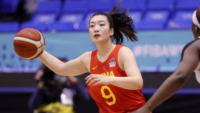 杏彩体育-杨毅谈李梦无缘亚洲杯:宫鲁鸣无任何私欲