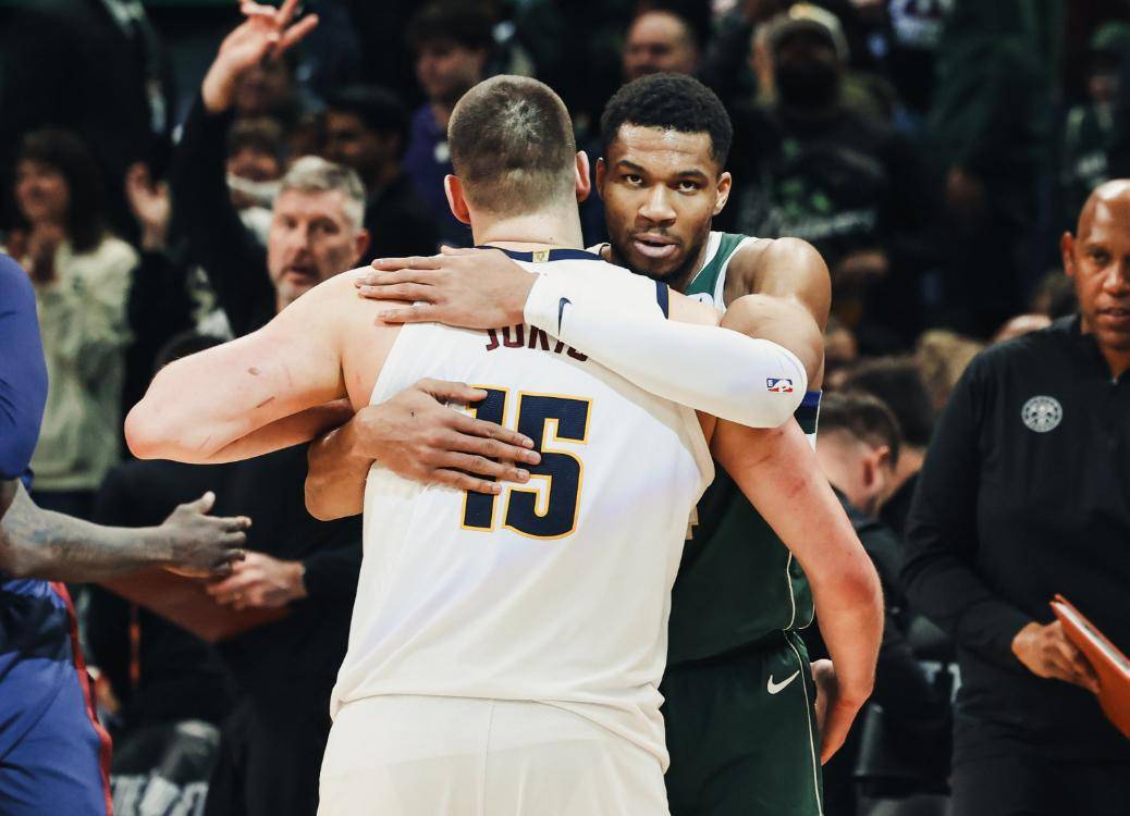 悄悄连签5人，均是捡漏！NBA最强进攻三人组合，终于该散伙了