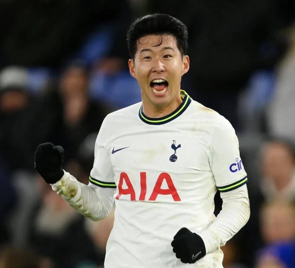 杏彩体育-热刺英超客场3-0完胜曼联，孙兴慜传射闪耀老特拉福德的简单介绍